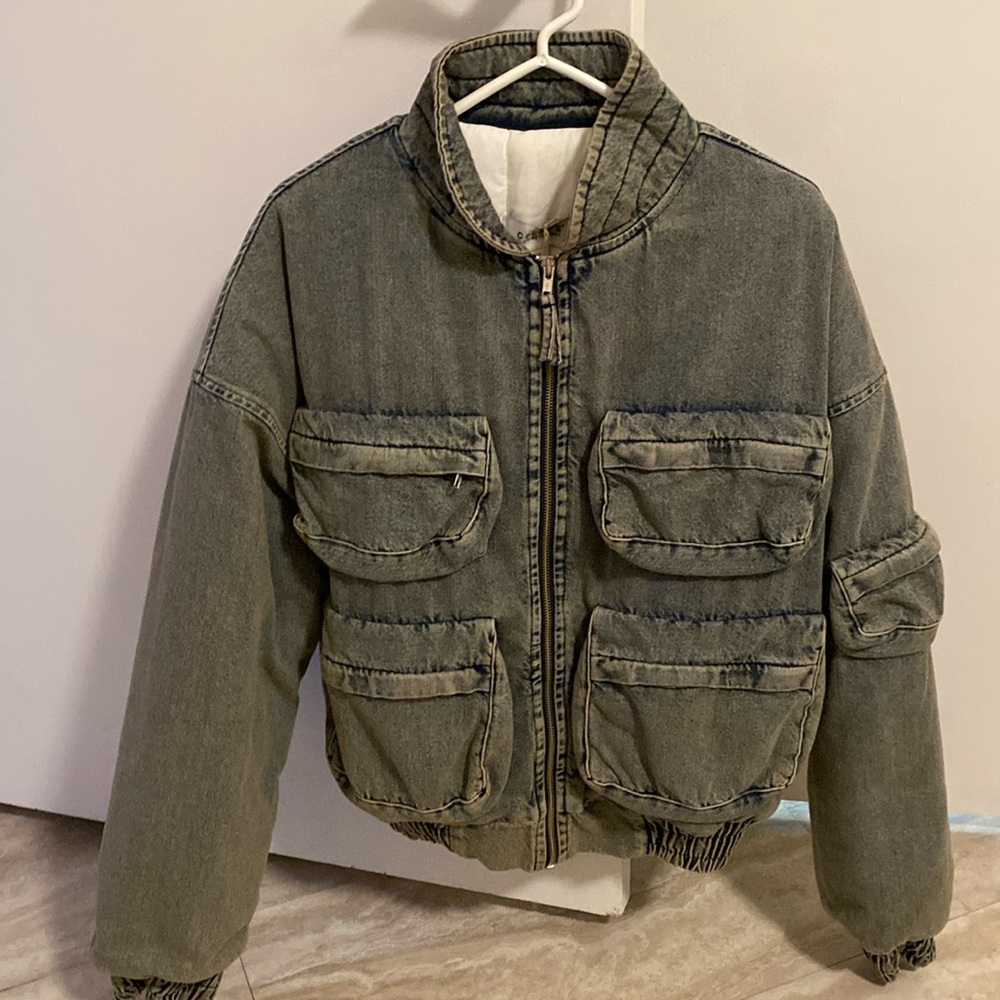 NWT Mens COLORS Denim Cargo Utility Jacket Small
